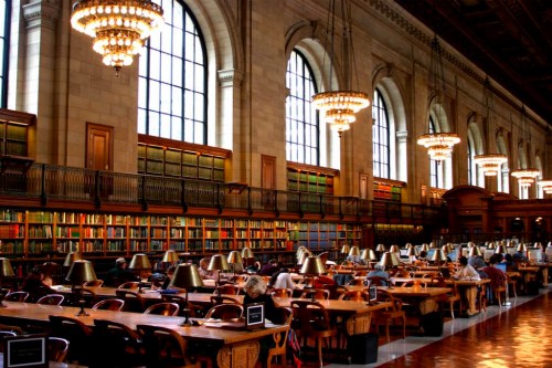 Biblioteca - Harvard Rol | #VeritasRol